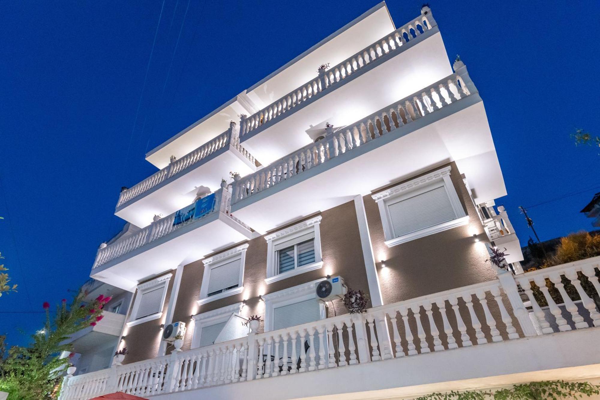 Hotel Elite Sarandë エクステリア 写真