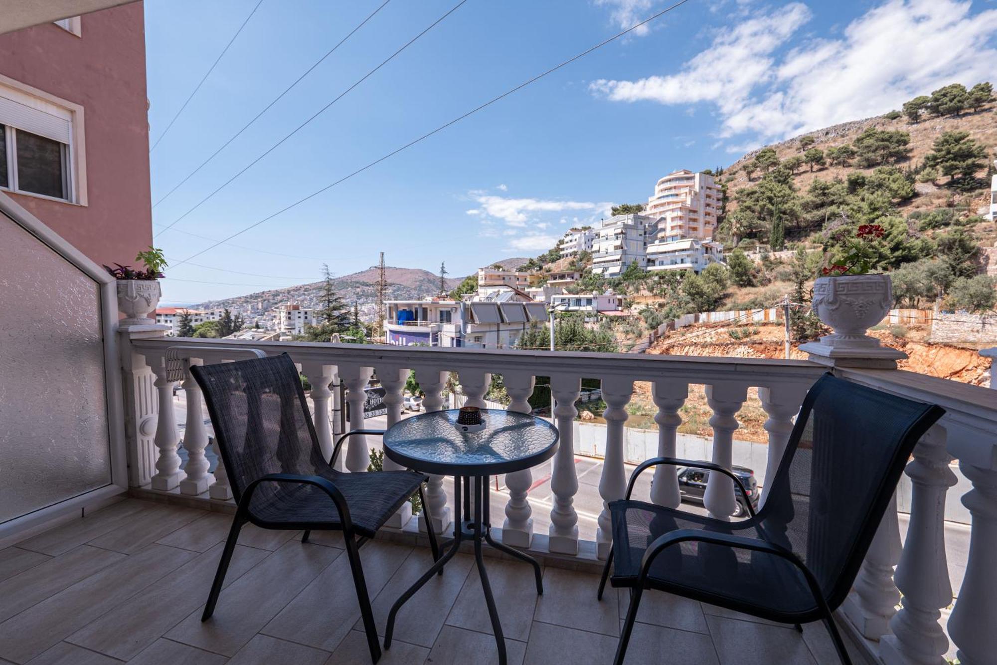 Hotel Elite Sarandë エクステリア 写真