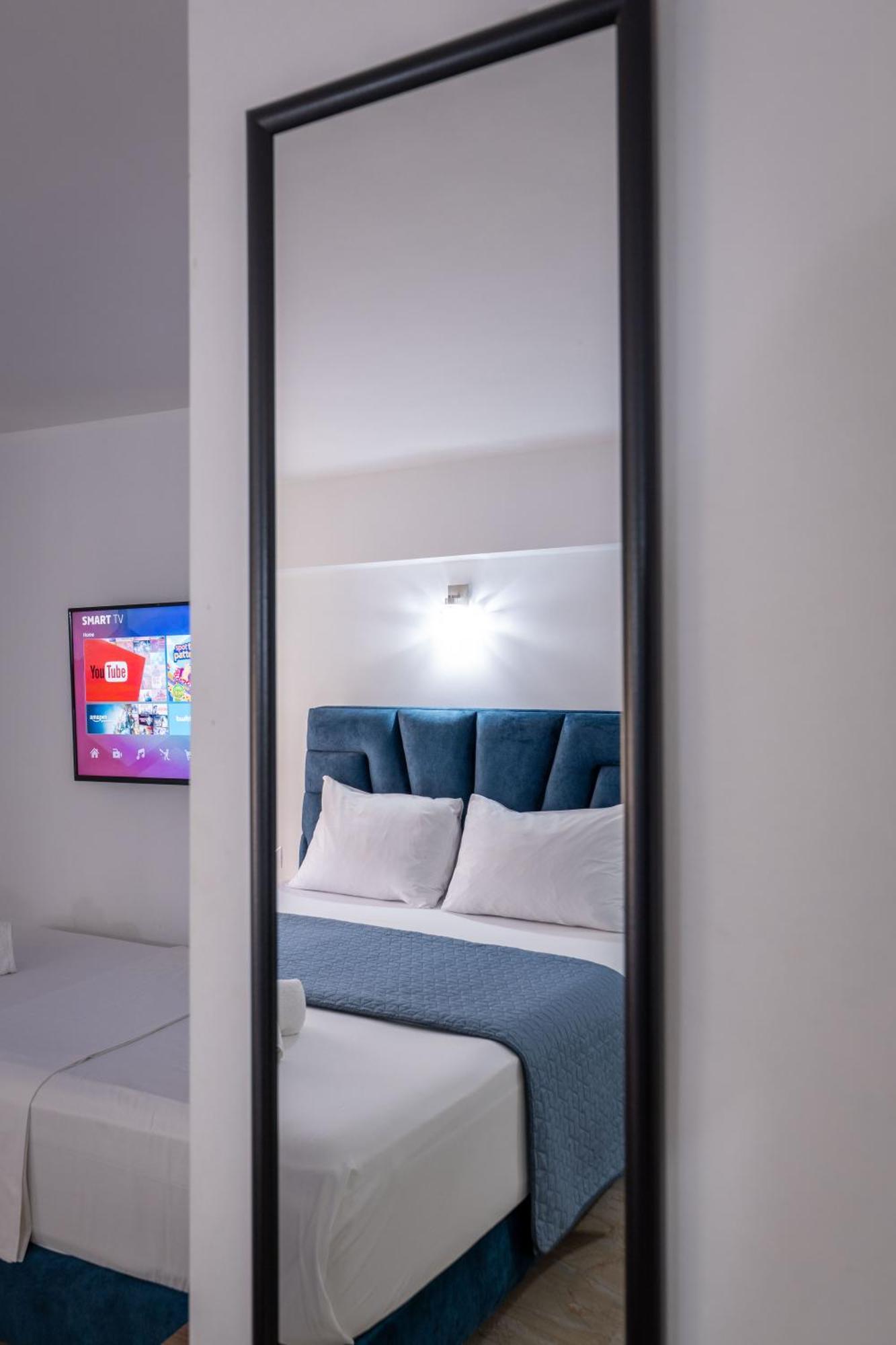 Hotel Elite Sarandë エクステリア 写真