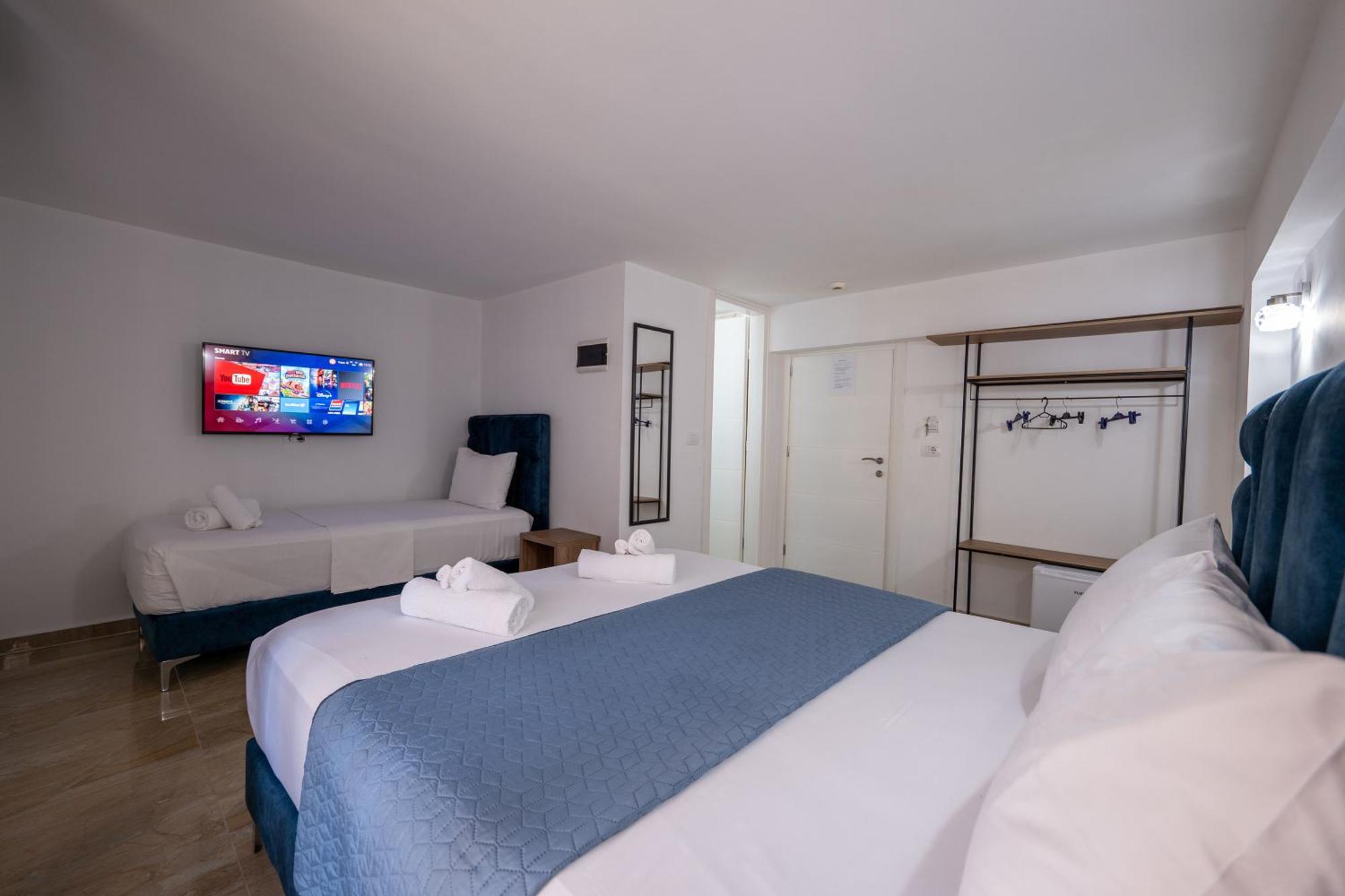 Hotel Elite Sarandë エクステリア 写真