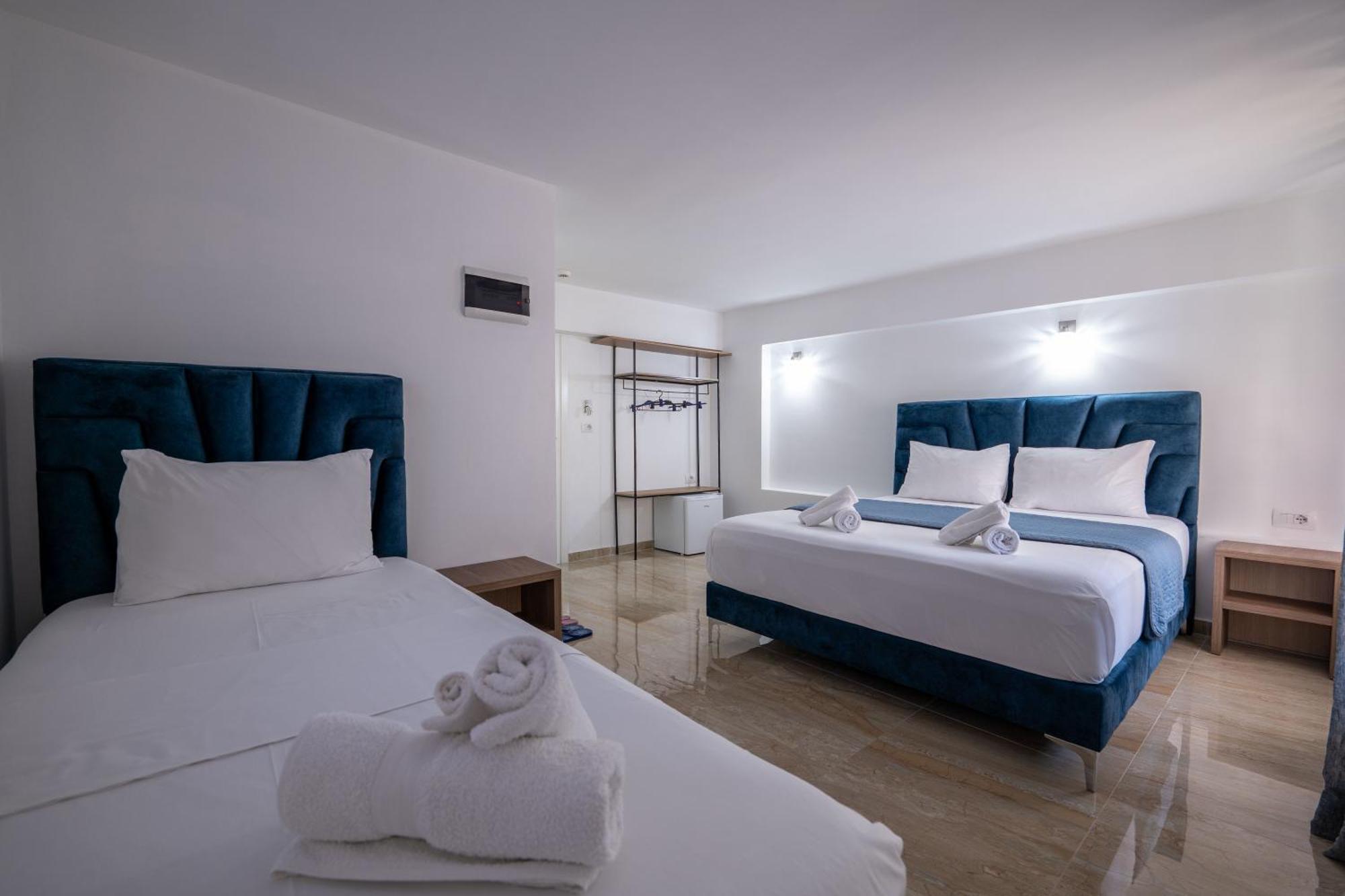 Hotel Elite Sarandë エクステリア 写真